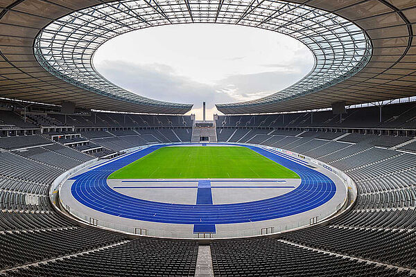 REGUPOL athletic tracks in both Olympic Stadiums in Germany